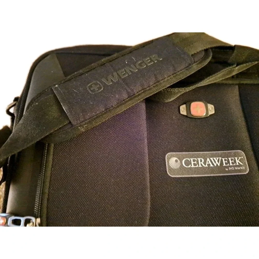 Swiss Gear Wenger Mainframe 16